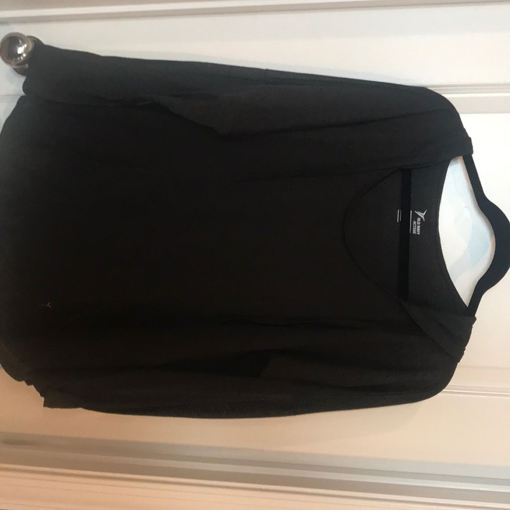 Women’s long black sleeve top